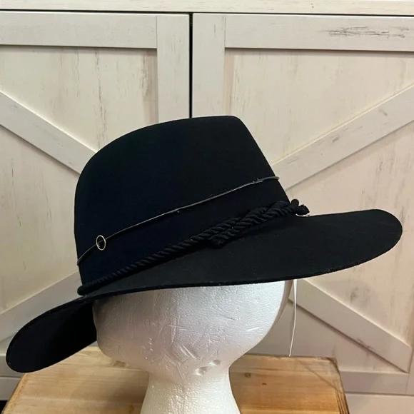 Kin The Label Essential Collection Packable Light Wool Black Hat New With Tags - Picture 5 of 8